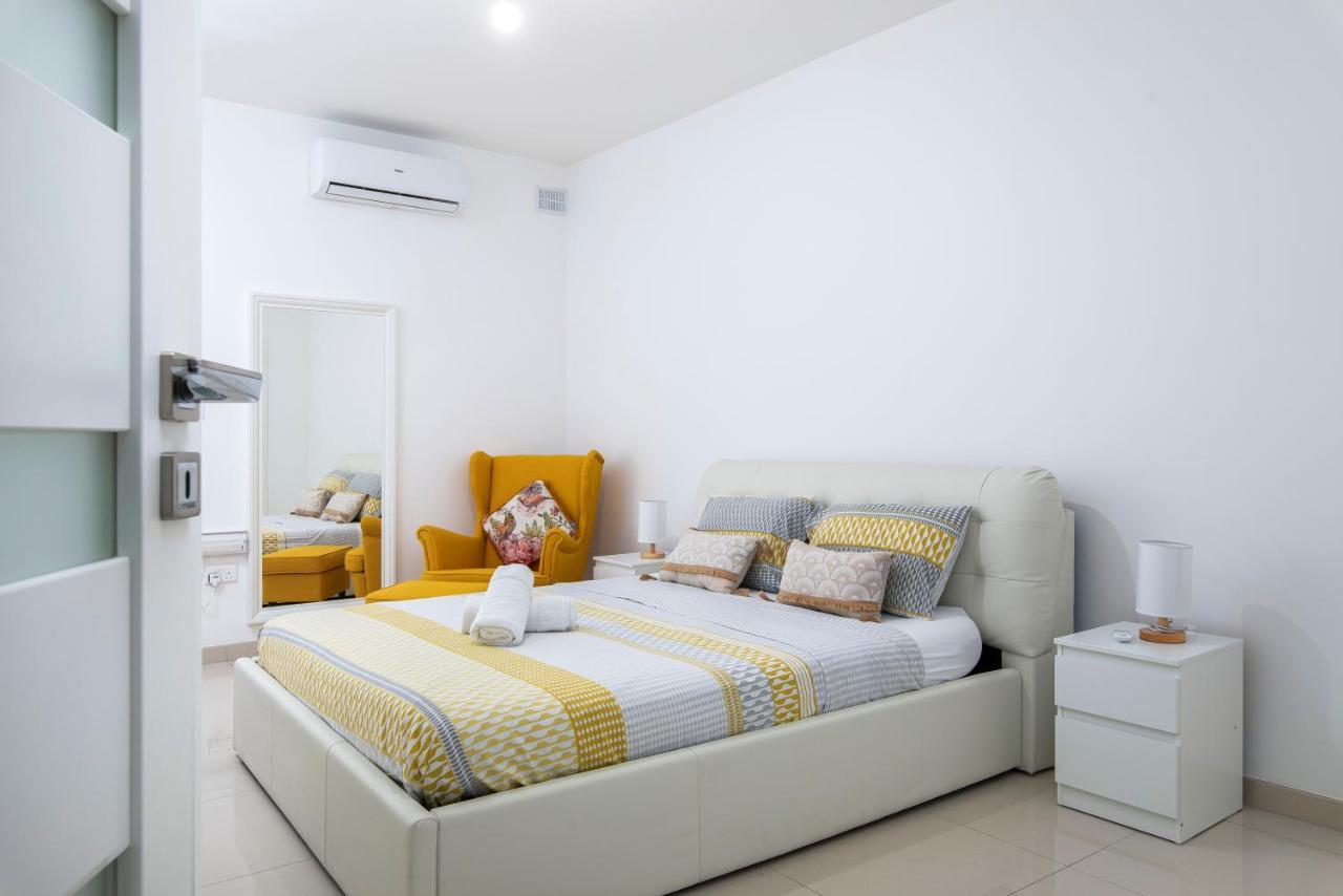 Spacious, Modern & Cosy 2 Bedroom 2 Bathroom Apartment - St. Julians Saint Julian's Exteriér fotografie