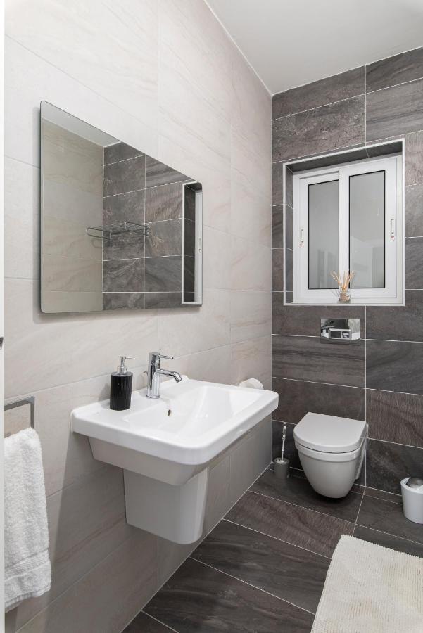 Spacious, Modern & Cosy 2 Bedroom 2 Bathroom Apartment - St. Julians Saint Julian's Exteriér fotografie